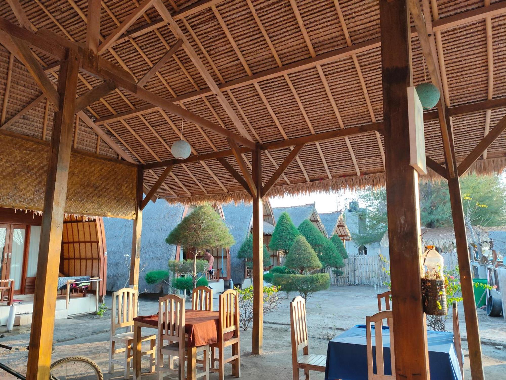 Sunset Beach Bungalow Ilhas Gili Exterior foto