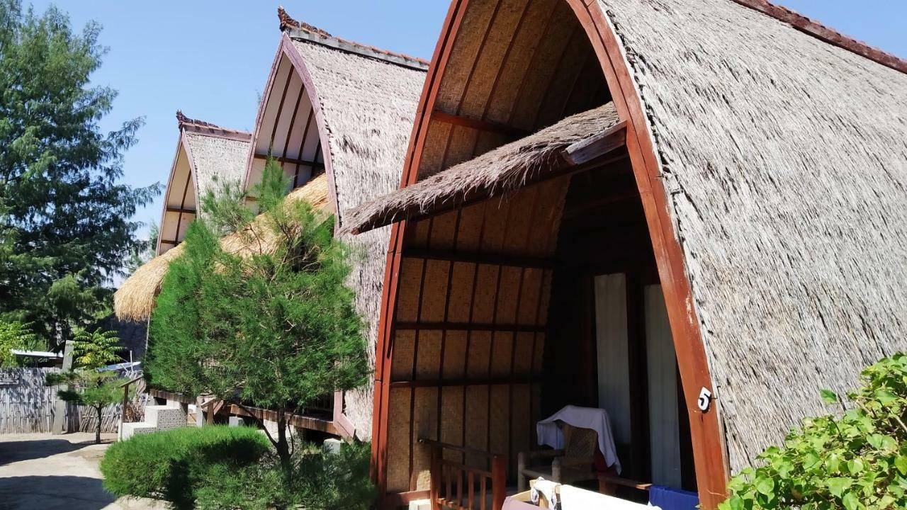 Sunset Beach Bungalow Ilhas Gili Exterior foto