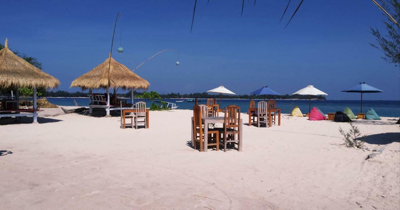 Sunset Beach Bungalow Ilhas Gili Exterior foto