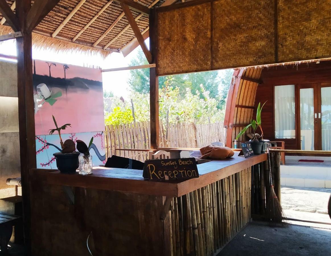Sunset Beach Bungalow Ilhas Gili Exterior foto