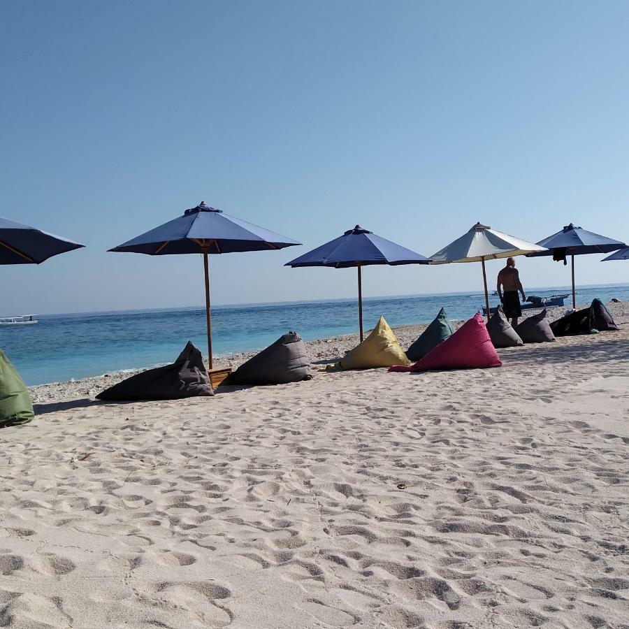 Sunset Beach Bungalow Ilhas Gili Exterior foto